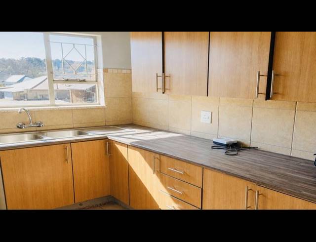 2 BEDROOM APARTMENT FOR SALE IN PRIMROSE